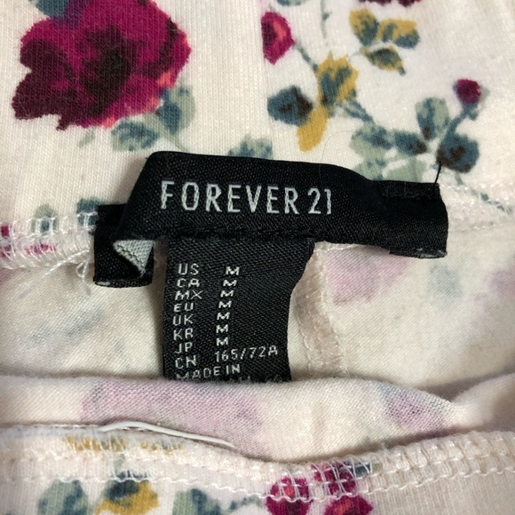 Skater skirt floral from forever 21 - Picture 2 of 2